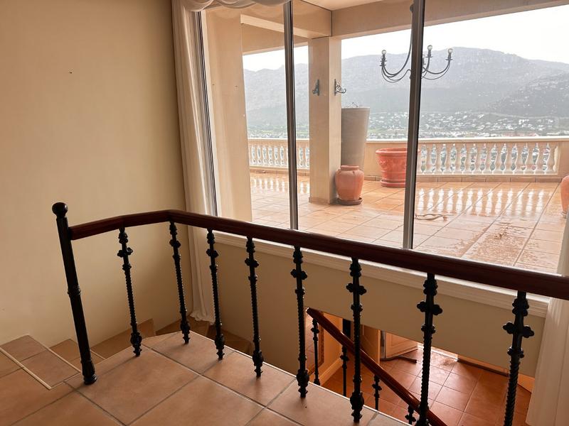 To Let 4 Bedroom Property for Rent in Fish Hoek Western Cape